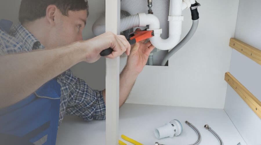 Professional emergency plumbing in University Center, MI
